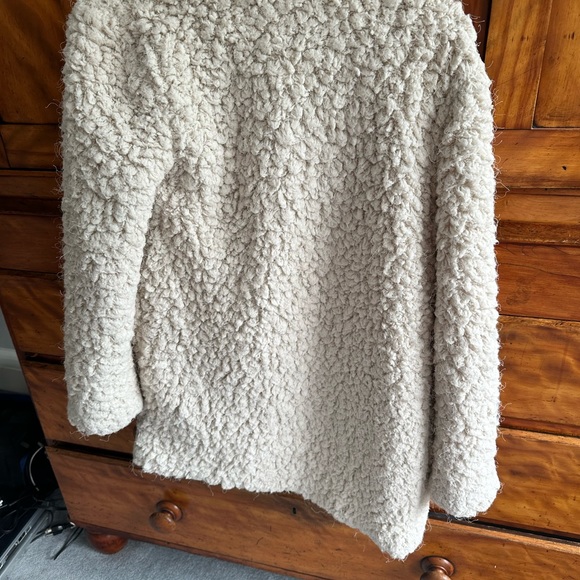 Sherpa Jacket size small - Picture 3 of 9